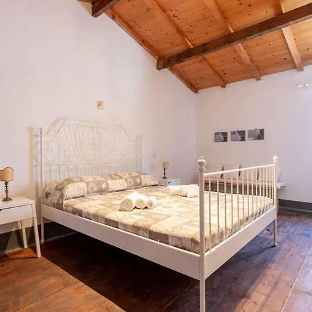 בית נופש 3 Bedroom Beautiful In