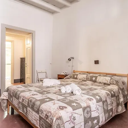 בית נופש 3 Bedroom Beautiful In